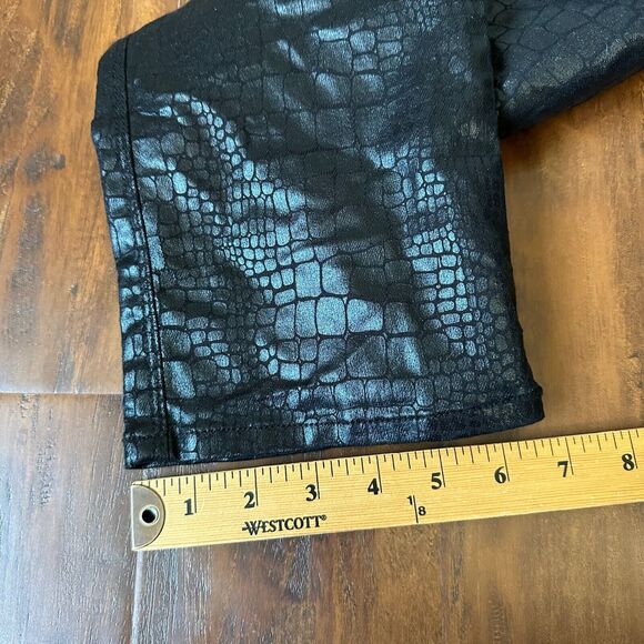 FRAME DENIM Hi-Rise Le Sylvie Slender Straight Jean in Coated Noir Croc - Picture 16 of 16